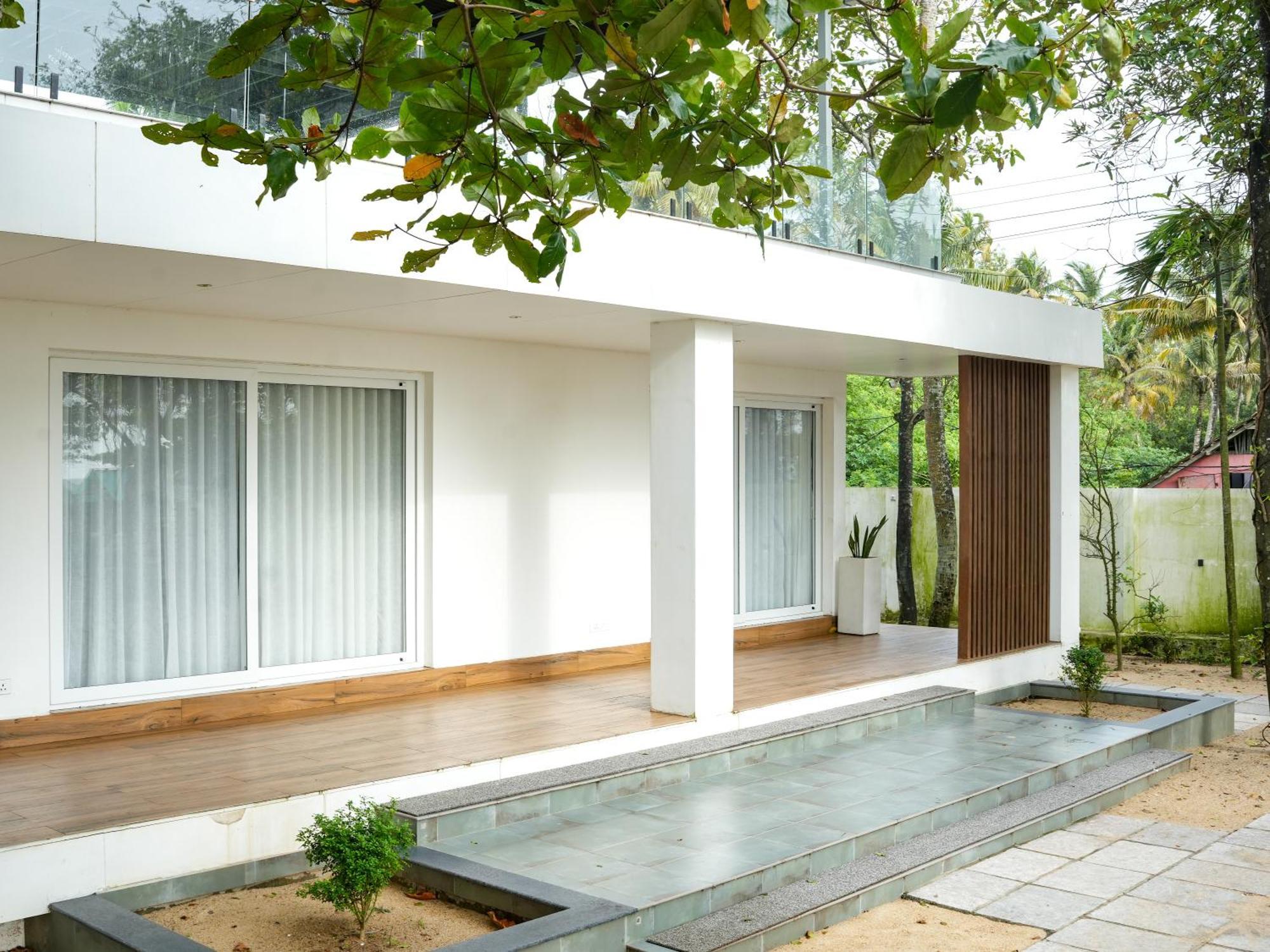 Villa Ocean Whisper- Psst! Hidden Gem à Karuvapadna Extérieur photo